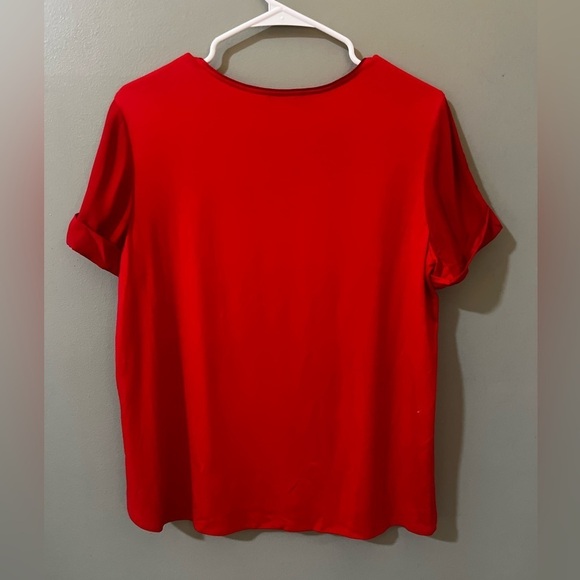 Per-Se by Carlisle red silk blouse with gold embellishments to sleeve size small - Picture 5 of 5